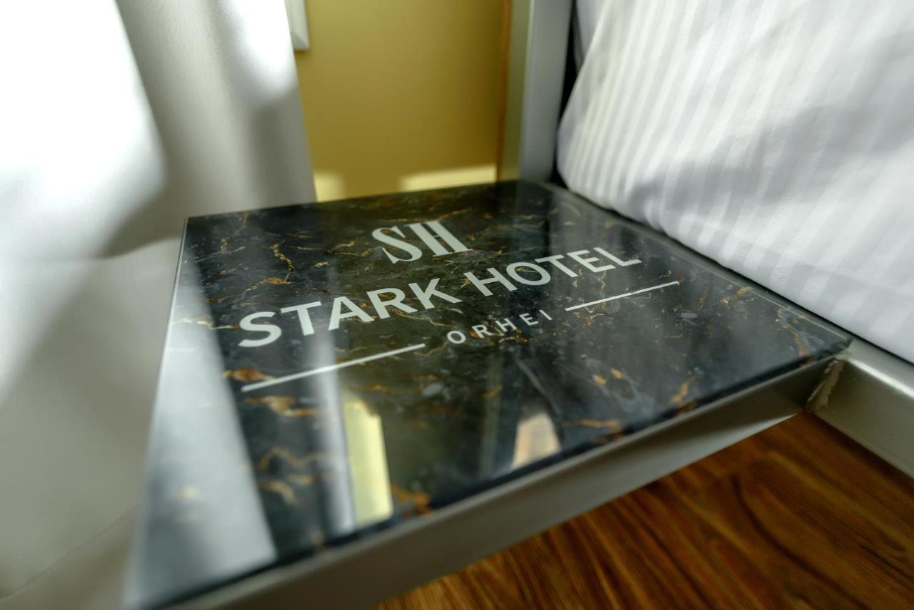 Stark Hotel Orhei Exteriör bild